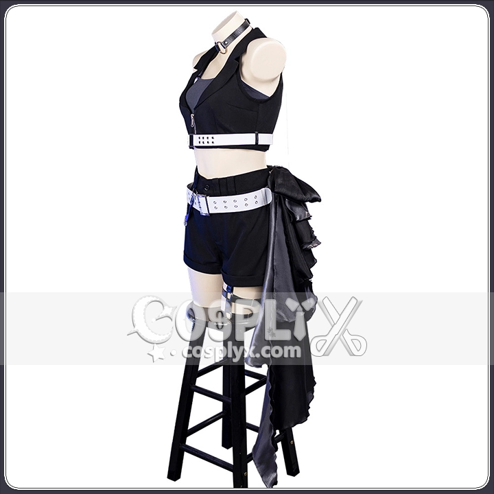 黒見セリカ 衣装