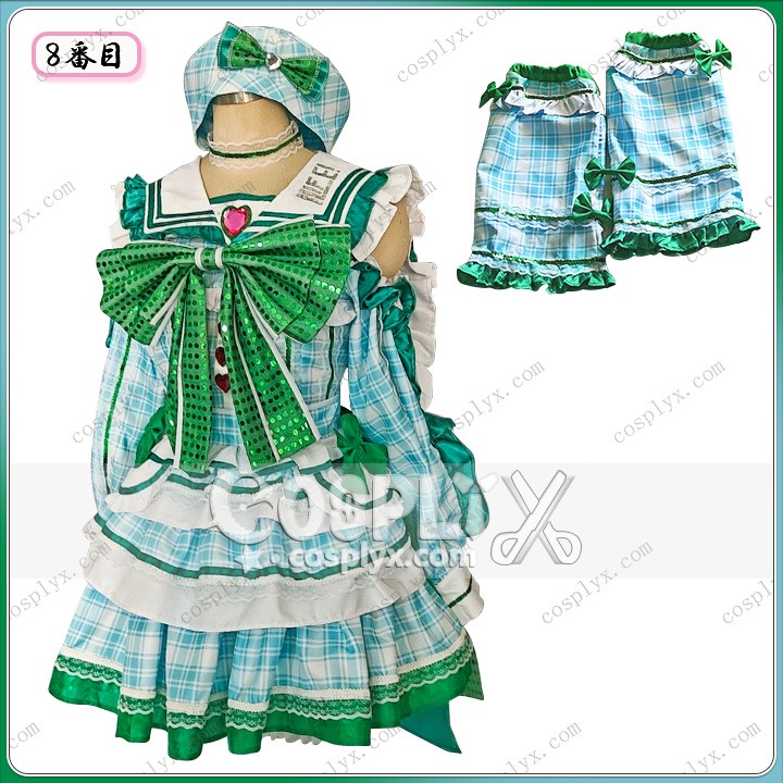 アイドルグループ コスプレ